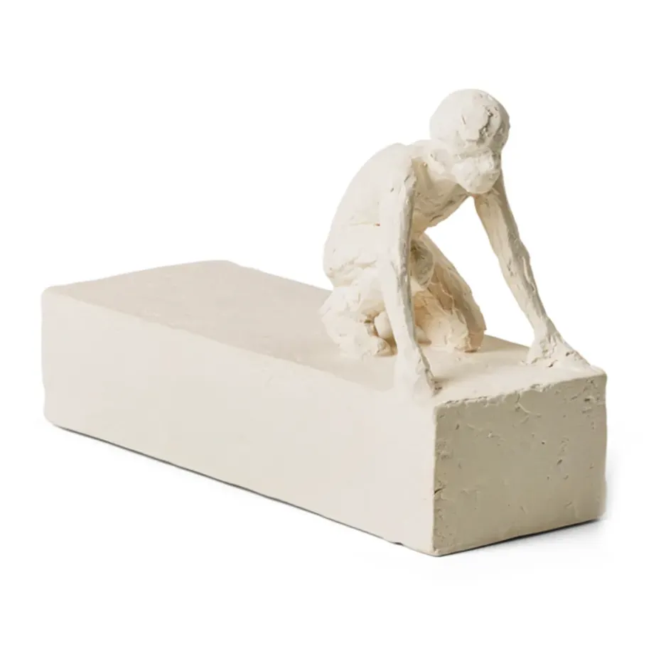 Astro veistos, Oinas