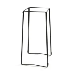 Stumpastaken tuki, Musta