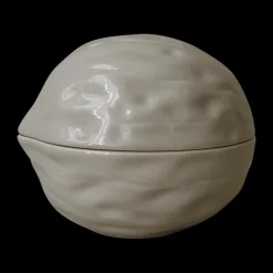 Walnut kulho kannella, Shiny mole